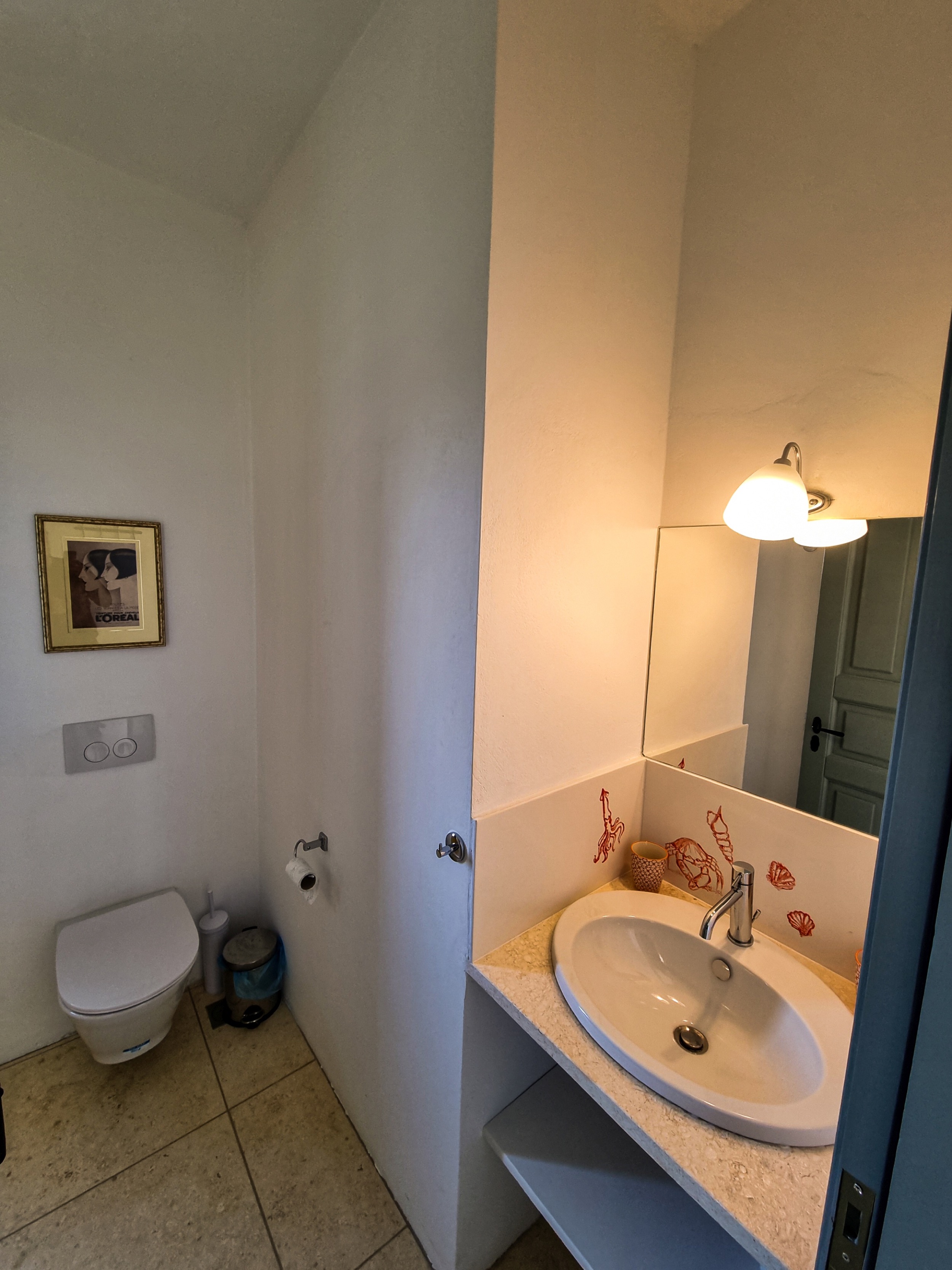 Schlaf-und-Badezimmer-villa-gerakada-koroni-peloponnes-1