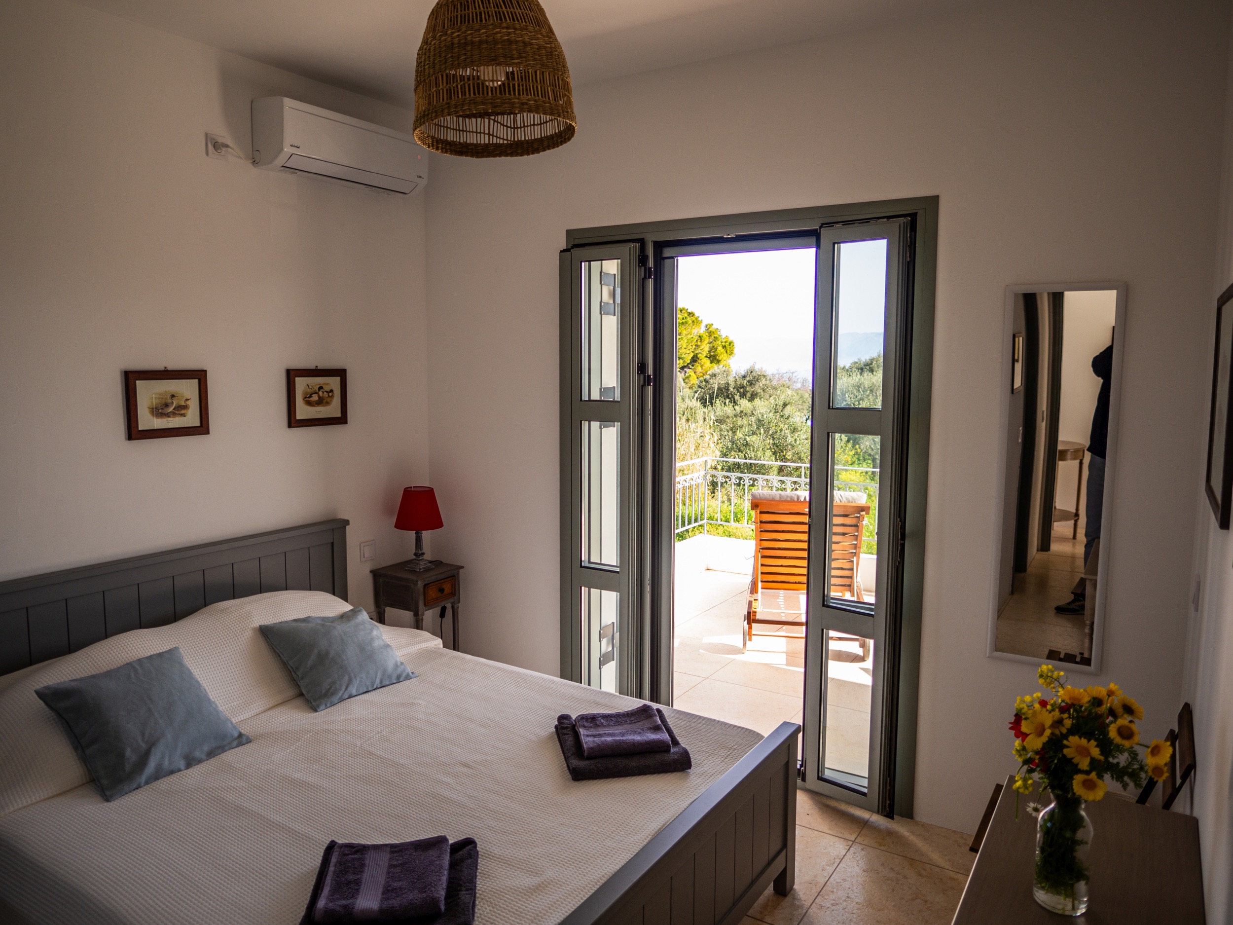 Schlaf und Badezimmer villa gerakada koroni peloponnes 14