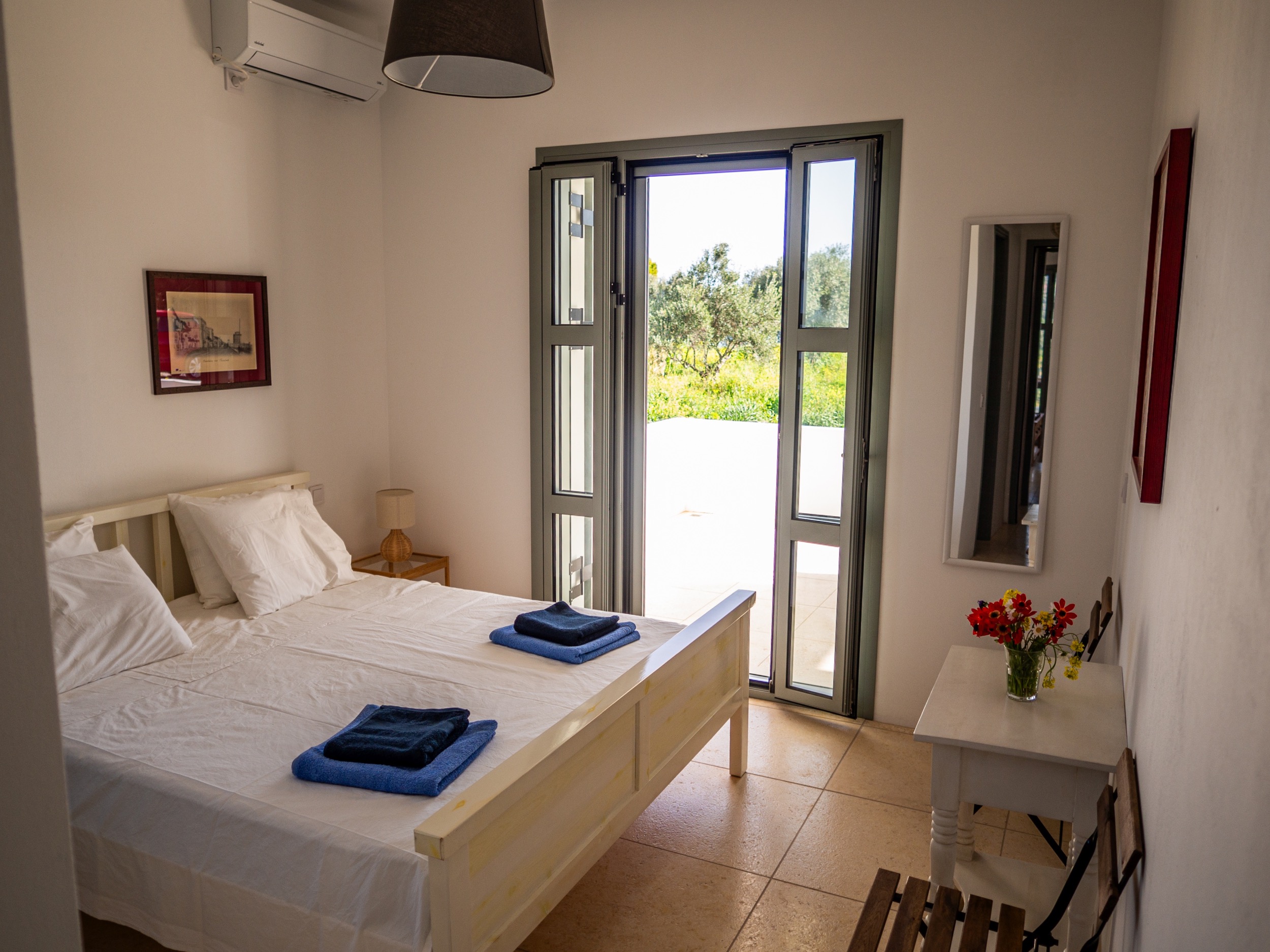 Schlaf und Badezimmer villa gerakada koroni peloponnes 6